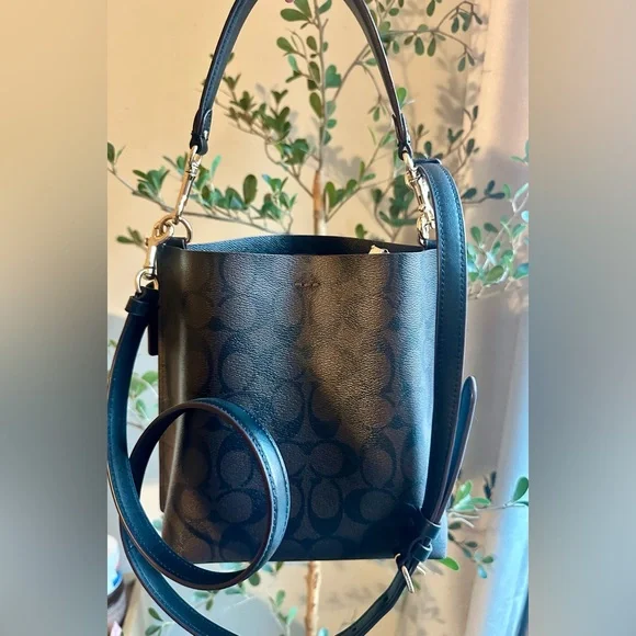 Coach Brown and Black Signature mollie bucket Bag - Picture 2 of 10